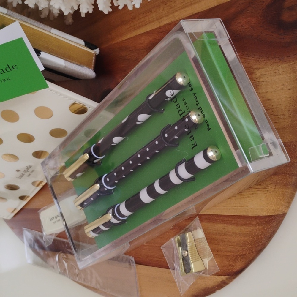 Kate Spade🔥NWT🔥 bundle.pen set lucite tray.Journal.Pencil case w/ accessories. - Picture 8 of 16
